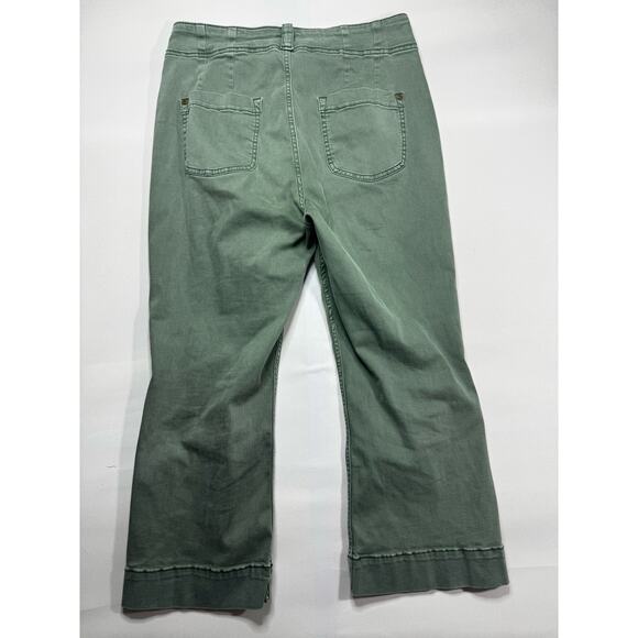 Pilcro Women's Straight Leg Crop Army Green Pants - Size 32 (31x23) - Picture 2 of 7